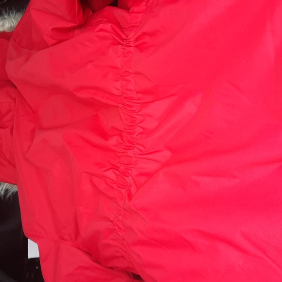 Canadiana KID'S WINTER COAT FAUX FUR HOOD Parka Canada 🇨🇦 RED XL FREE GLOVES - Picture 7 of 10